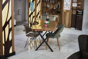 A seating area at Zengin City Hotel