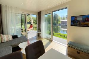 Μια τηλεόραση ή/και κέντρο ψυχαγωγίας στο Gronenberger Mühle Haus 10