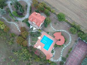 The swimming pool at or close to Villa Anna