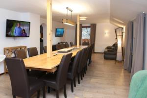 Gallery image of Berg & See Chalet "Edelweiss" in Zell am See