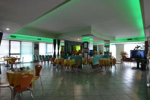 Restaurace v ubytování Hotel Residenza Delle Alpi