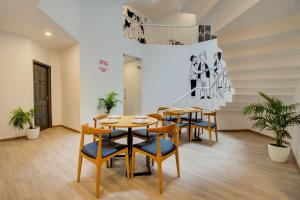 Posezení v ubytování Hotel Maitrayee