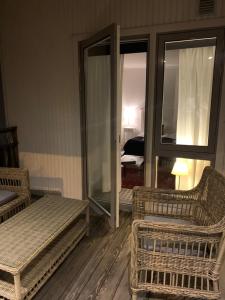 Posezení v ubytování Hotell Kaprifol