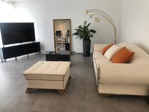 TV a/nebo společenská místnost v ubytování Hotel Hippel Krone