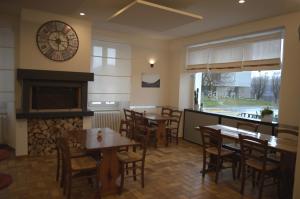 Naktsmītnes Auberge Les Rangs pilsētā Conthey fotogalerijas attēls