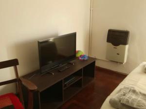 Et tv og/eller underholdning på Lindisimo depto centro Bahía