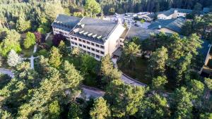 an overhead view of a building in a forest at Buyuk Abant Hotel in Abant