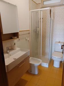 Kúpeľňa v ubytovaní THE ATTICO MILAZZO