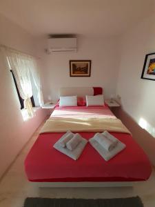BellaVistaZmukic Guesthouse客房内的一张或多张床位