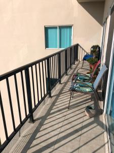 Balcony o terrace sa Breathtaking Oceana Del Mar