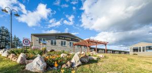 巴瑟斯特巴瑟斯特淘金汽车旅馆的一座花石建筑