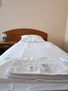 Posteľ alebo postele v izbe v ubytovaní Hostel Rakitje-Rakitje