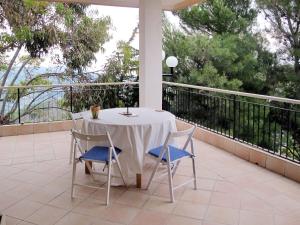 Balkón alebo terasa v ubytovaní Holiday Home Villa Jose - PGI212 by Interhome