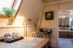 Kuchyň nebo kuchyňský kout v ubytování B&B Parijs aan de Kaai