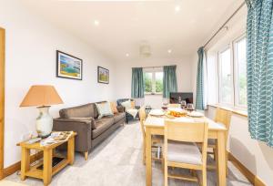 Posezení v ubytování Wyndthorpe Cottage