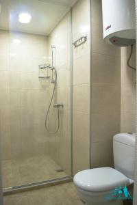 Um banheiro em Your Apartments Batumi