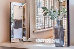 Koupelna v ubytování Chester City Centre Cottage, Sleeps 6 with FREE Parking