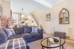 Posezení v ubytování Chester City Centre Cottage, Sleeps 6 with FREE Parking
