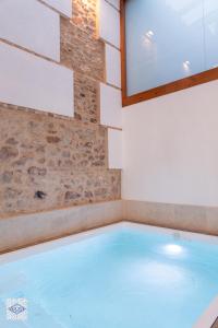 Bazén v ubytování Ágora Casa nebo v jeho okolí