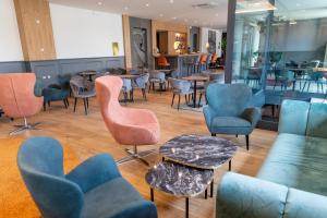 Lounge oder Bar in der Unterkunft Cristallo Club