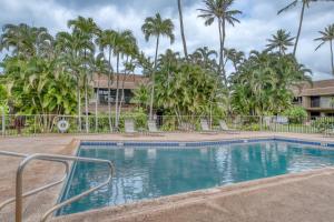 Bazén v ubytování Maui Sands 2A nebo v jeho okolí