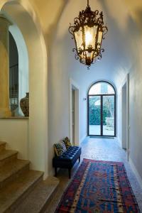 Posedenie v ubytovaní Casa Gugù