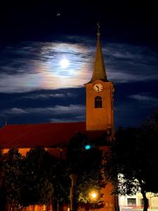 Fotografia z galérie ubytovania Fehérház Alkalmi Szálló v destinácii Pécs