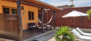 Un patio o zona al aire libre en Guille Bungalows