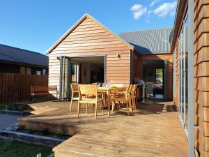 Το κτήριο όπου στεγάζεται  η παραθεριστική κατοικία