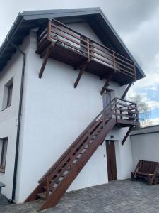 Budova, v ktorej sa apartmán nachádza