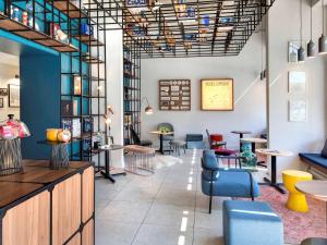 Posezení v ubytování Hôtel ibis Styles Clermont-Ferrand Gare