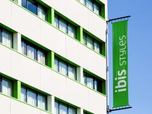 Certifikát, hodnocení, plakát nebo jiný dokument vystavený v ubytování Hôtel ibis Styles Clermont-Ferrand Gare