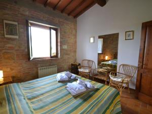Postel nebo postele na pokoji v ubytování Montaione Oasis Shared Villa