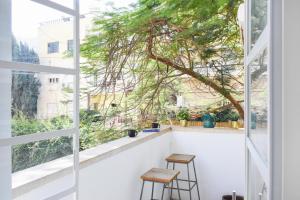 Gallery image of Spacious 3-BR Apartment by HolyGuest in Tel Aviv