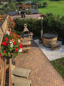 Garður fyrir utan Chalet Zell by Chalet Alp Lux - Summer Card