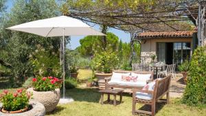 Vonkajšia záhrada v ubytovaní CASA DEL VENTO 10, Emma Villas