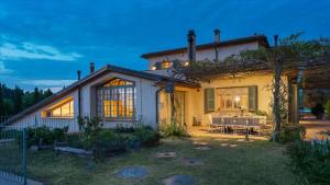 Vonkajšia záhrada v ubytovaní CASA DEL VENTO 10, Emma Villas