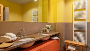 Kúpeľňa v ubytovaní CASA DEL VENTO 10, Emma Villas