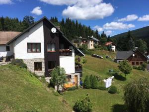 Příroda nedaleko apartmánu + 12 fotografií