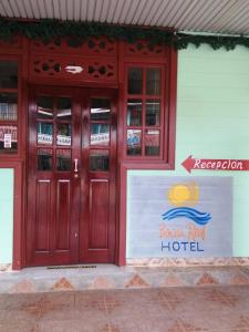 Gambar di galeri bagi REFF HOTEL di Bocas Town