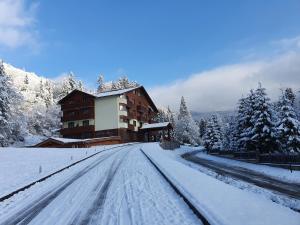 Monte Cervo Bio Hotel & Spa durante o inverno