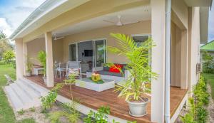 Giardino di Villas Coco Beach Praslin