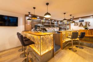 Lounge nebo bar v ubytování Hotel Bellevue