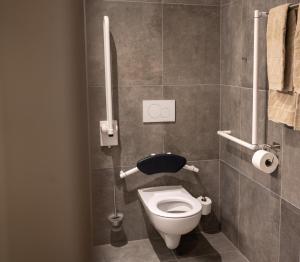 Koupelna v ubytování eee Hotel Graz