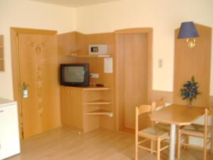 Kuchyňa alebo kuchynka v ubytovaní Gasthof-Pension Lamprecht