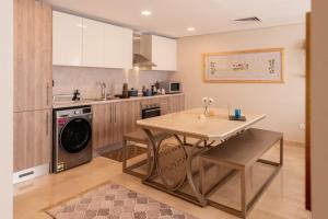 Afbeelding uit fotogalerij van Gleaming 1 BR Apt Mangroovy w Pool & Beach Access in Hurghada