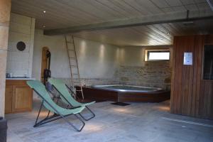 Fotografie z fotogalerie ubytování Gite Stone & Spa v destinaci Chasselay