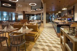Restoranas ar kita vieta pavalgyti apgyvendinimo įstaigoje Scandic Flesland Airport