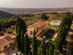 The swimming pool at or close to Agriturismo Mercurio
