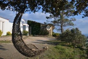 Ein Garten an der Unterkunft El paraíso de Cadaqués IMMO365